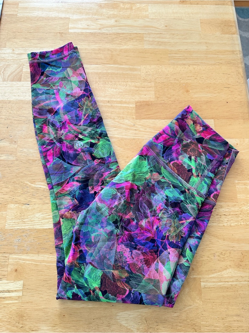 Lululemon leggings size 2